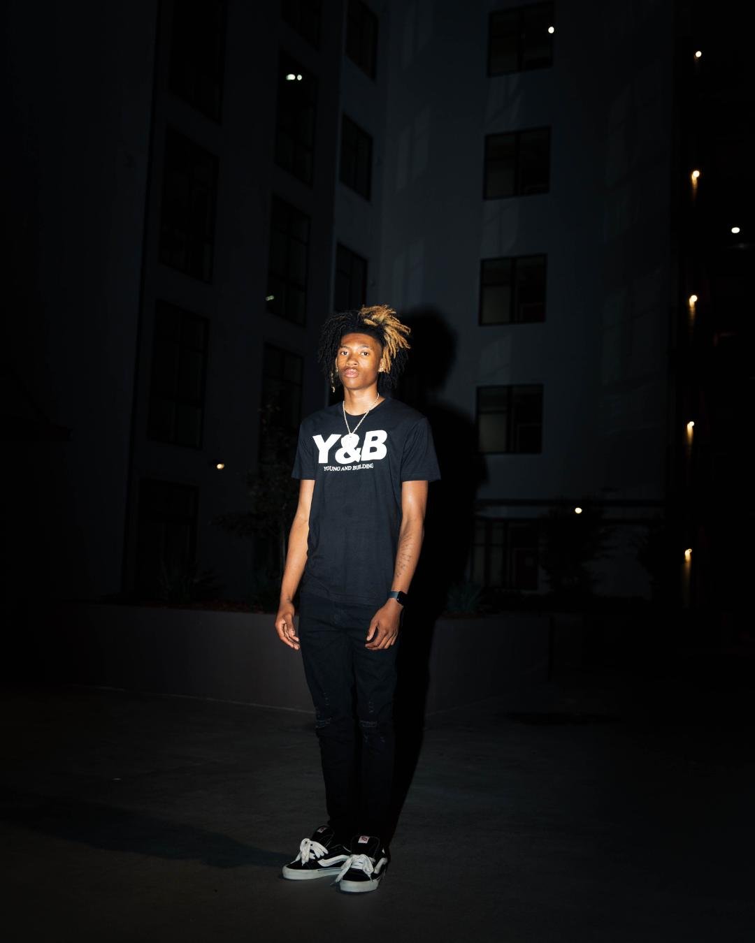 Discover elevated comfort and style with the YNG & BLDN ARCH Premium Tees / T-shirts by Young and Building. Elevate your wardrobe with this high-quality, fashion-forward piece designed for the modern hustler. Upgrade your fashion game with the premium shirts in our traditional black and white colorways